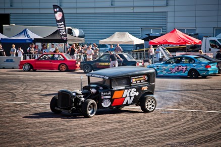 retro motor show
