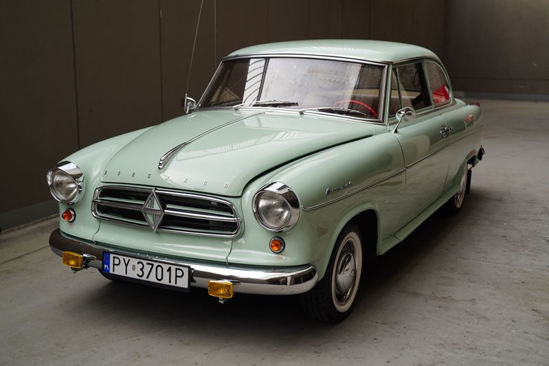 Borgward Isabella na licytacji Giełdy Pojazdów Zabytkowych