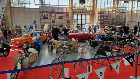 retro motor show