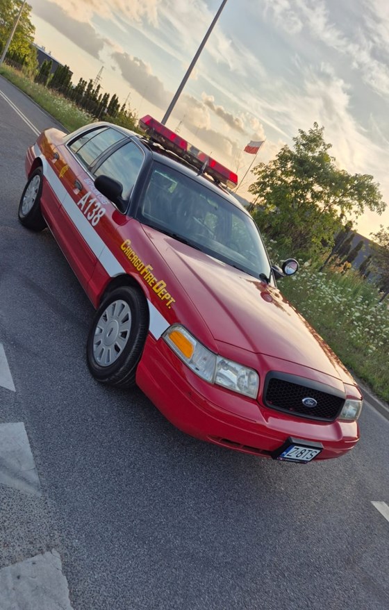 Policyjne Bryki z Ameryki na Retro Motor Show